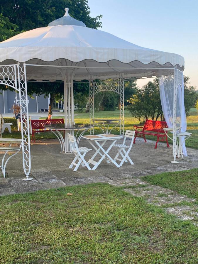 リド・デッレ・ナツィオーニ Tra Campagna E Mare Bed & Breakfast エクステリア 写真